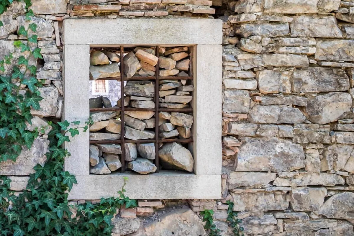 Karra Escape Room Tomaj - Escape Rooms, Dutovlje